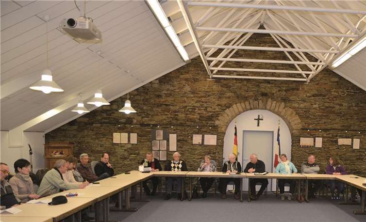 Die Mitgliederversammlung der Kreuzbundgruppen im Sitzungssaal des Sinziger Rathauses war gut besucht. privat