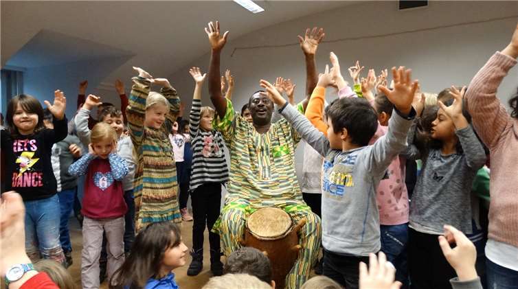 Die Mitmachaktionen zogen die Kinder in den Bann.privat