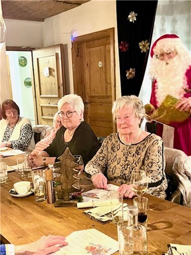 Der Nikolaus hatte in diesem Jahr nichts zu meckern!  Die Mittwochsfrauen bekamen vom Nikolaus nur Positives zu hören.