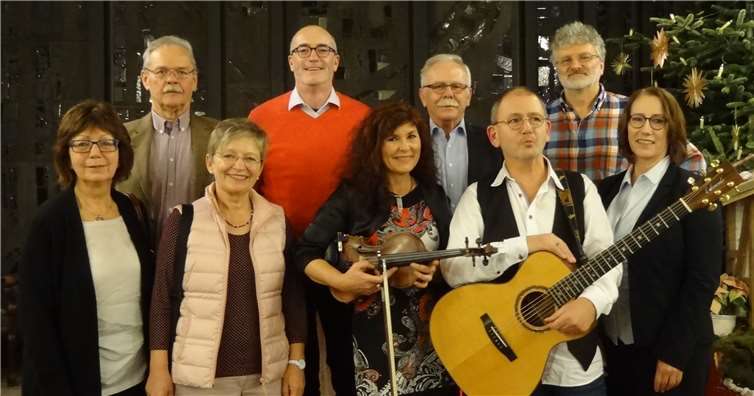 Die Mitwirkenden des Neujahrsempfanges zum Thema „Einer trage des anderen Last“ freuten sich über einem gelungenen Start ins neue Jahr im Seniorenzentrum im Buchfinkenland. Privat