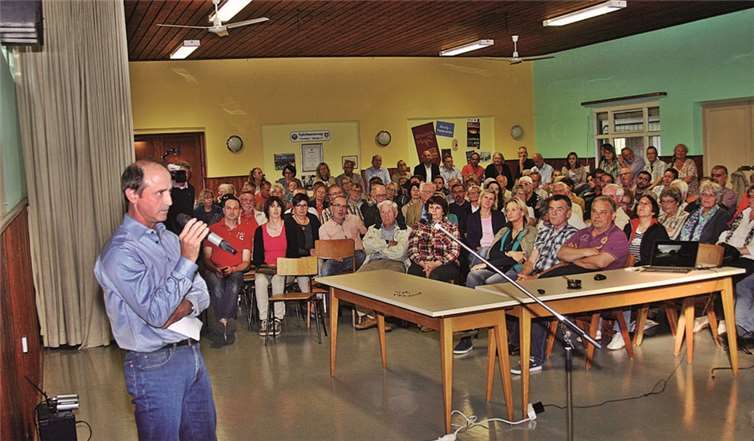 Die Moderation hatte Nikolaus Wilhelmy übernommen. RÜ