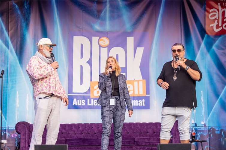 Die Moderatoren Thomas Spitz, Jennifer de Luca und Roland Nenzel.  Copyright: Dominik Ketz