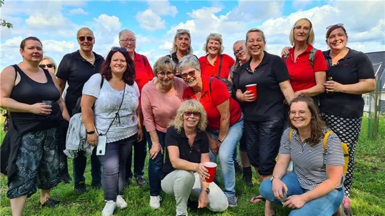 Die Möhnen Conjäckelchen waren gut gelaunt und genossen den Tag. Foto: privat