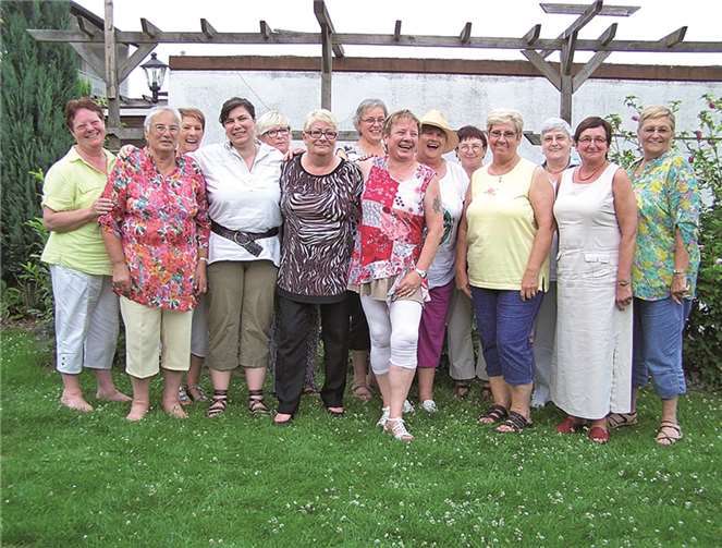 Die Möhnen verlebten ein paar gesellige Stunden bei ihrer Obermöhn. privat