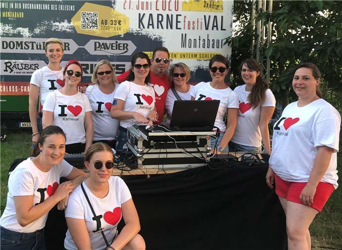 Die Montabaurer Schloss-Garde versteht es zu feiern.