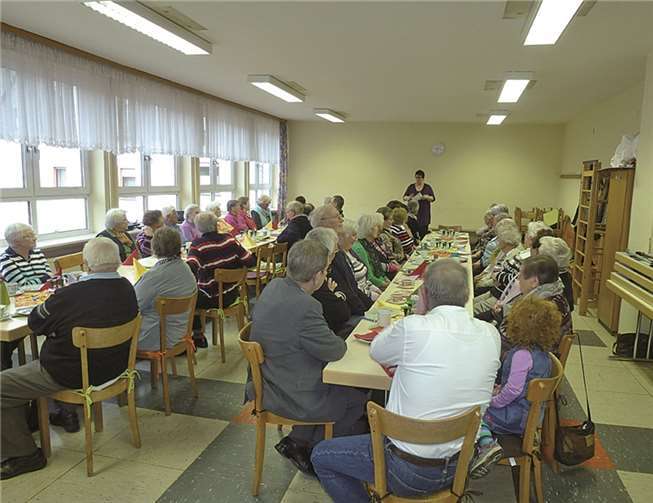 Die Müdener Senioren feierten im örtlichen Pfarrsaal einen unterhaltsamen Nachmittag bei bester Versorgung.
