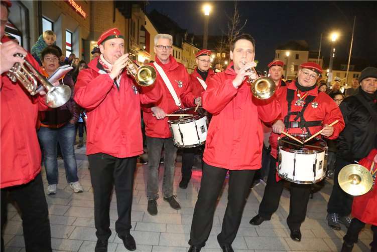 Die Musiker der Prinzengarde sorgten für jecke Tön.Fotos: StF
