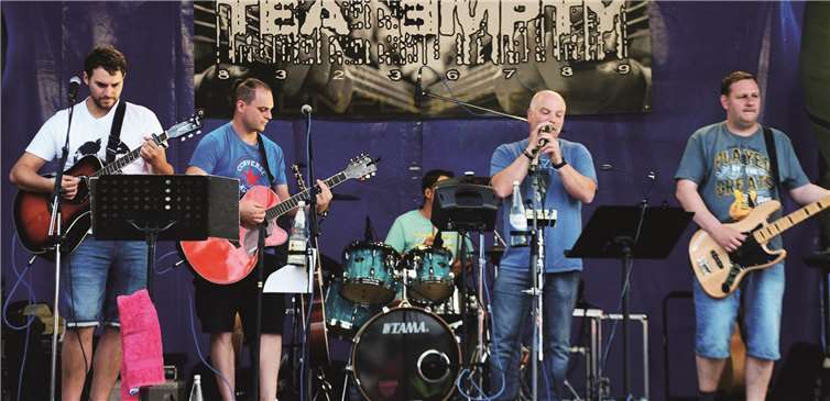 Die Musiker von „Tea Empty“ sorgten für eine tolle Stimmung.