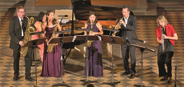 Die Musiker zeichneten sich durch eine virtuose Performance aus.