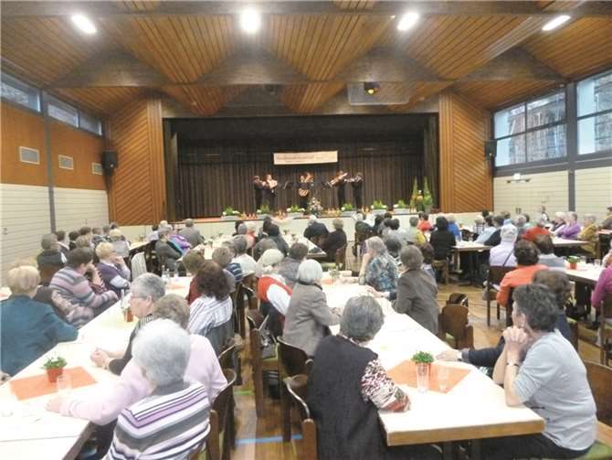 Die Musikgruppe „MM Brass“ brachten einige Ständchen zu Gehör. privat