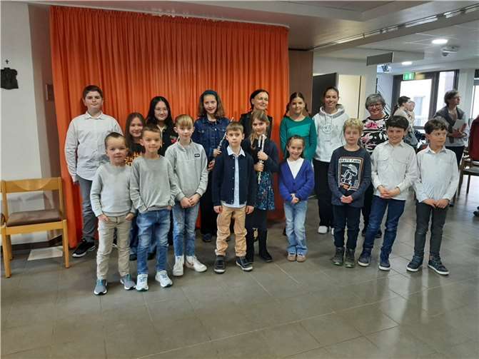 Die Musikschüler gaben ein Konzert im Alten- und Pflegeheim Marienstift in Mendig.  Foto: KMS