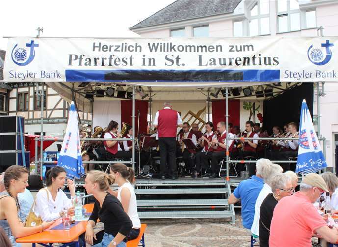 Die Musikvereinigung Bad Neuenahr-Ahrweiler bot schwungvolle Blasmusik.