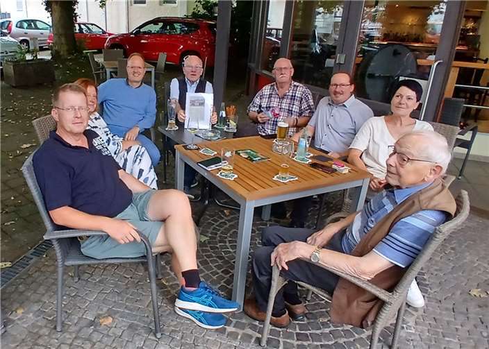 Die NUV-Mitglieder trafen sich zum Sommergespräch.  Foto: Christiana Menzenbach