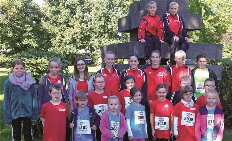 Die Nachwuchs-Athleten der LG Maifeld-Pellenz beim GdB-Stadtlauf in Polch.privat