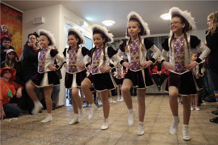 Die Nachwuchsgarde des FCV präsentierte zum ersten Mal ihren tollen Gardetanz.