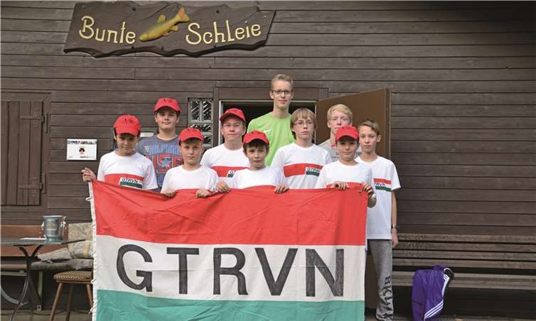 Die Nachwuchsruderer beendeten die Rennsaison auf dem Wasser.privat