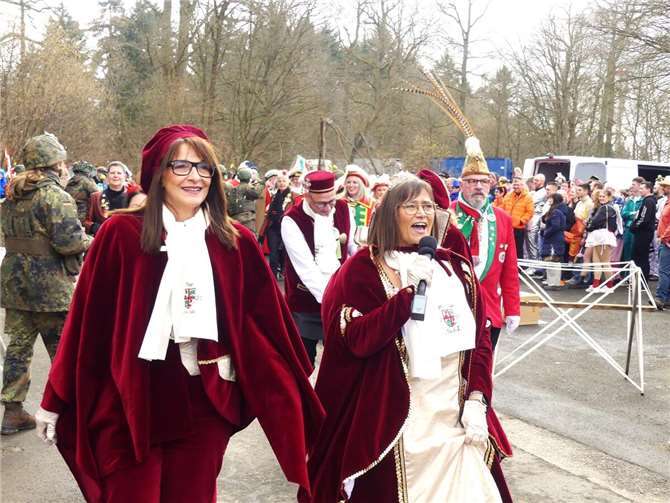 Die Narrenschwadron von ihrer Lieblichkeit Prinzessin Nicole hat gesiegt. Sie ve...