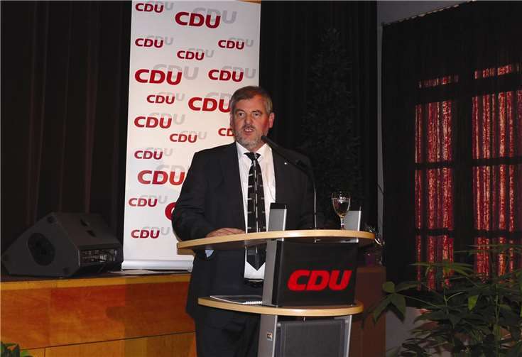 Die Neujahrsansprache hielt der Präsident der IHK Koblenz, Manfred Sattler. 