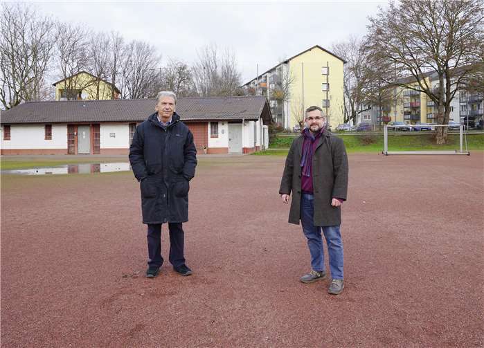 Die Neuwieder FDP-Stadtratsfraktion Dietrich G. Rühle und Dennis Mohr (v.ln.r.) begrüßen die geplanten Maßnahmen für die Jugend. Foto: FDP