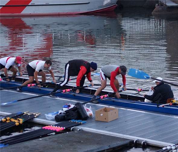 Die Neuwieder Ruderer. privat