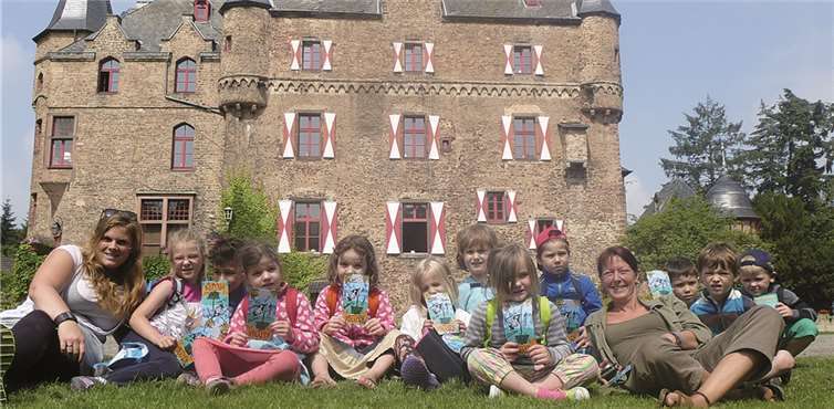 Die Niederbachemer Schulis erlebten spannende Abenteuer auf Burg Satzvey.privat