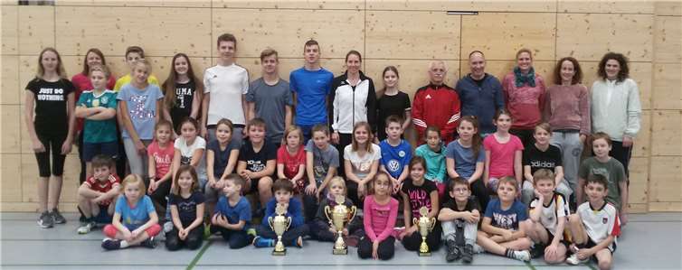 Die Nikolauslaufteilnehmer des VfB Linz.Privat