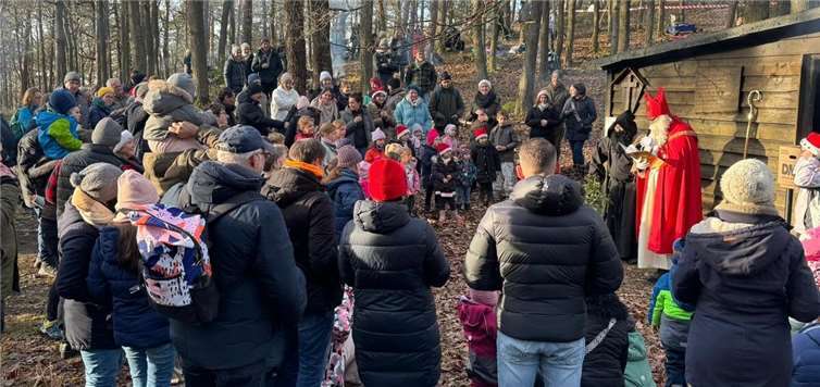 Die Nikolauswanderung in Walporzheim bleibt damit eine feste Größe im Adventskalender des Ortes.  Foto: privat