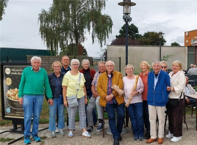 Die Nordic Walking Gruppe des Ski Clubs Remagen in Remagen. Foto:Wolfgang Proft