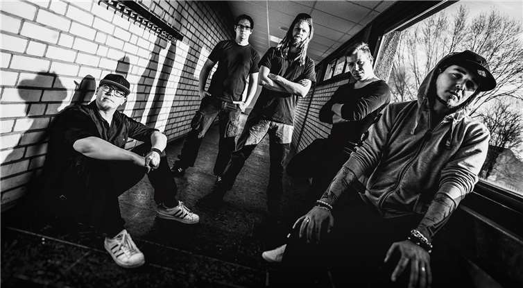 Die Nu Metal Allstars Cologne nehmen am Nachwuchswettbewerb im HoT Teil.privat