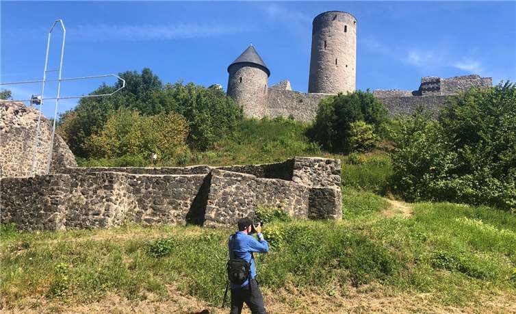 Die Nürburg gehört zu einem Urlaub in der Region unbedingt dazu. Fotos: Alina Schmitz