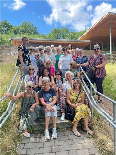 Die OFK-Mitglieder vor dem Freilichtmuseum-Kommern. Foto: Marion Götte