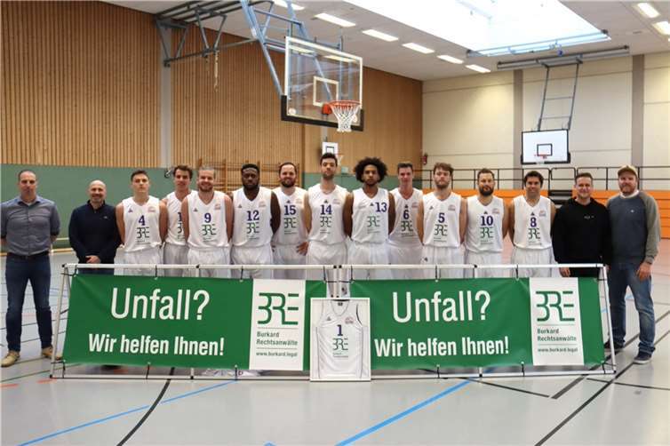 Die Oberliga-Mannschaft von Future Sports in den neuen Trikots. Fotos: privat