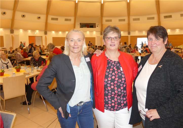 Die Offiziellen des Landfrauenkreisverbandes Regina Lammert, Monika Esch und Kerstin Müller (v.l.) organisierten das Event.