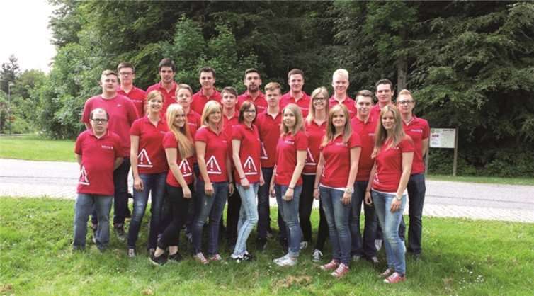 Die Organisatoren der Kirmes in Straßenhaus haben in diesem Jahr wieder vollen Einsatz gezeigt und ganze Arbeit geleistet.  privat