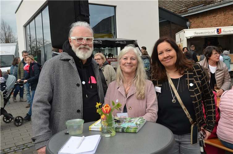 Die Organisatoren des Frühlingsmarktes zeigten sich sehr zufrieden (v.l.): Thomas Spitz, Betina Rossi, Stafanie Scherer. Fotos: EICH