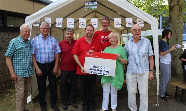 Die Organisatoren freuten sich über die finanzielle Unterstützung. Foto: Bürgerstiftung Bad Ems