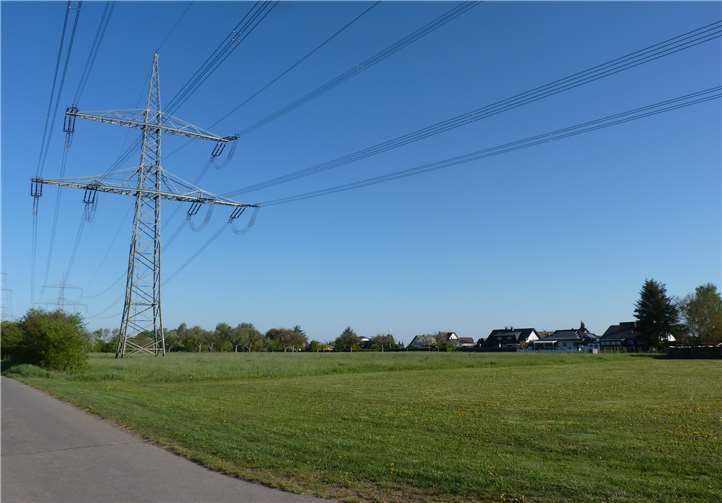 „Die Ortsgemeinde Brohl-Lützing fordert im wohnraumnahen Bereich eine Erdverkabelung“, so Ortsbürgermeister Dr. Frank Gondert