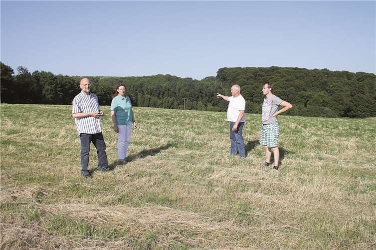 Die Ortsverbände Rengsdorf und Puderbach von BÜNDNIS 90 / DIE GRÜNEN besichtigten das Gelände vor Ort.Privat