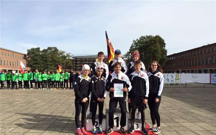 Die PJG-Triathleten in Berlin. privat