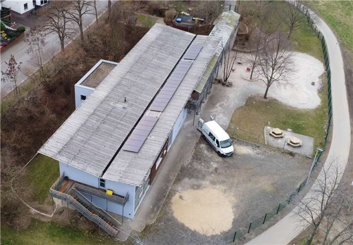 Die PV-Anlage auf der Kita Rappelkiste.  Foto: Stadtverwaltung / Lukas Holling