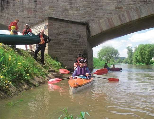 Die Paddler vom KC Nette Plaidt verbrachten ein schönes Pfingstwochenende an der Sauer und hatten sogar das Glück, dass zwischendurch einmal die Sonne hervorkam. privat
