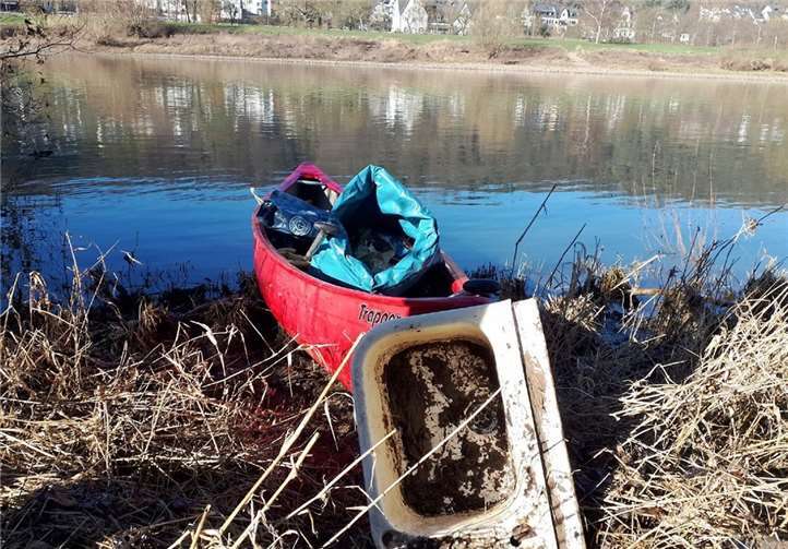 Die Paddlergruppe des W.S.C. Untermosel e.V. um Andreas Urban, Sascha Probstfeld, Sascha Kipka und Hardy Türpe sammelten Müll rund um den Flussbereich in Kobern-Gondorf. Foto: privat