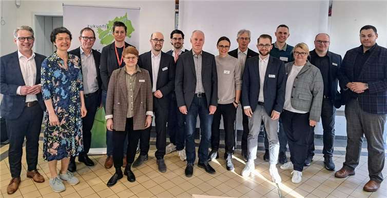 Die Partner des Fachkräftezentrum stellen sich vor. Foto: Zukunftsregion Ahr e.V.