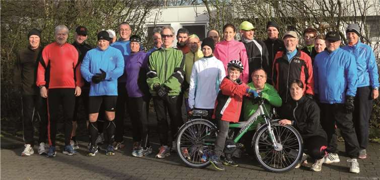 Die Peter-Häring-Halle war Start- und Zielpunkt des Silvesterlaufs des SV Urmitz. Die Leichtathletik-Abteilung beschloss mit dieser Veranstaltung das Jubiläumsjahr „100 Jahre in Bewegung“. privat