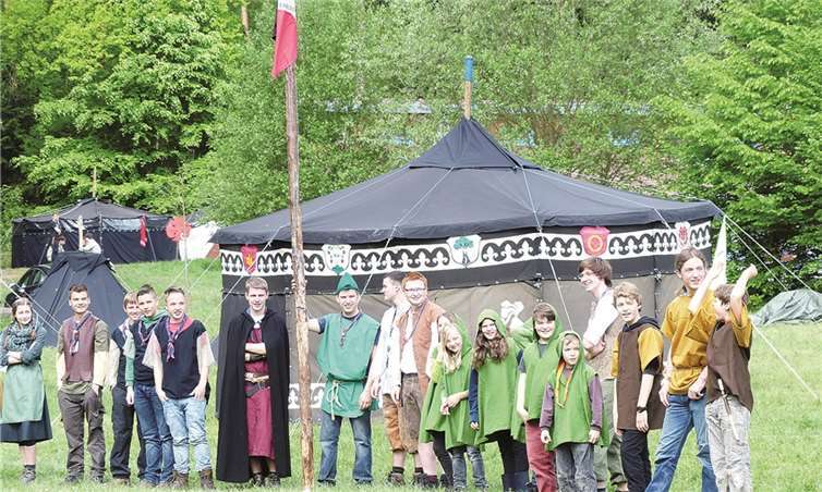 Die Pfadfinder hatten bei ihrer Reise zurück ins Mittelalter jede Menge Spaß. privat
