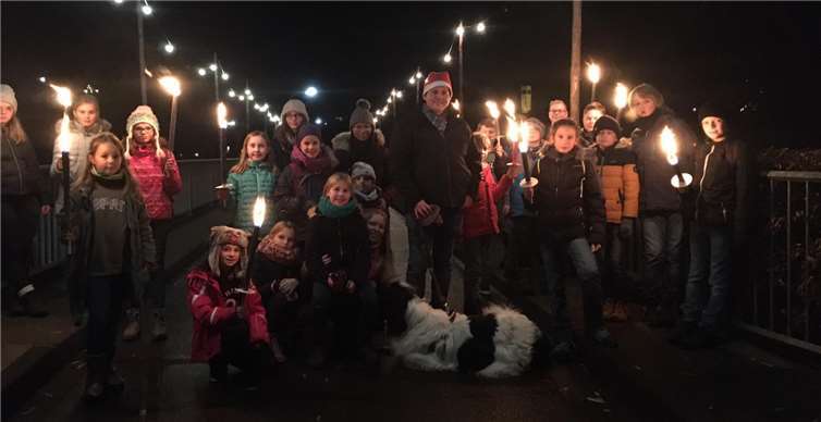 Die Pfarreiengemeinschaft Waldbreitbach-Niederbreitbach-Kurtscheid organisierte eine Nikolauswanderung für Groß und Klein. Foto: privat