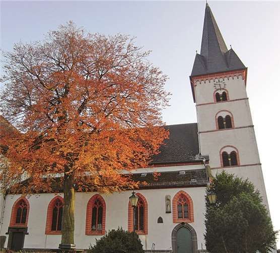 Die Pfarrkirche Sankt Genovefa in Obermendig.privat