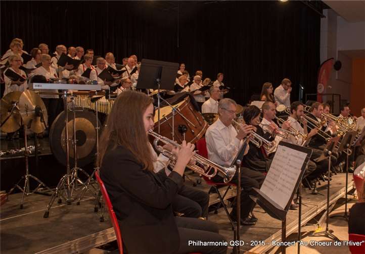 Die Philharmonie im Rahmen eines Konzerts.