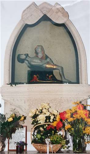 Die Pieta vor der Zerstörung.Foto: Privat