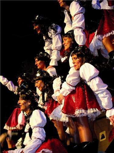 Die Piraten des BNZ-Showballetts.